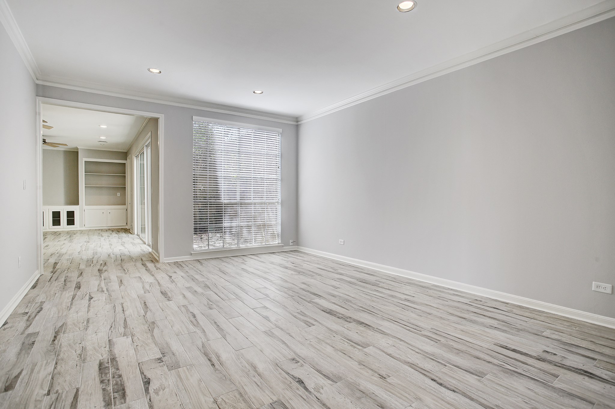 7527 Del Monte Drive Houston, TX 77063 - Photo 12 of 18