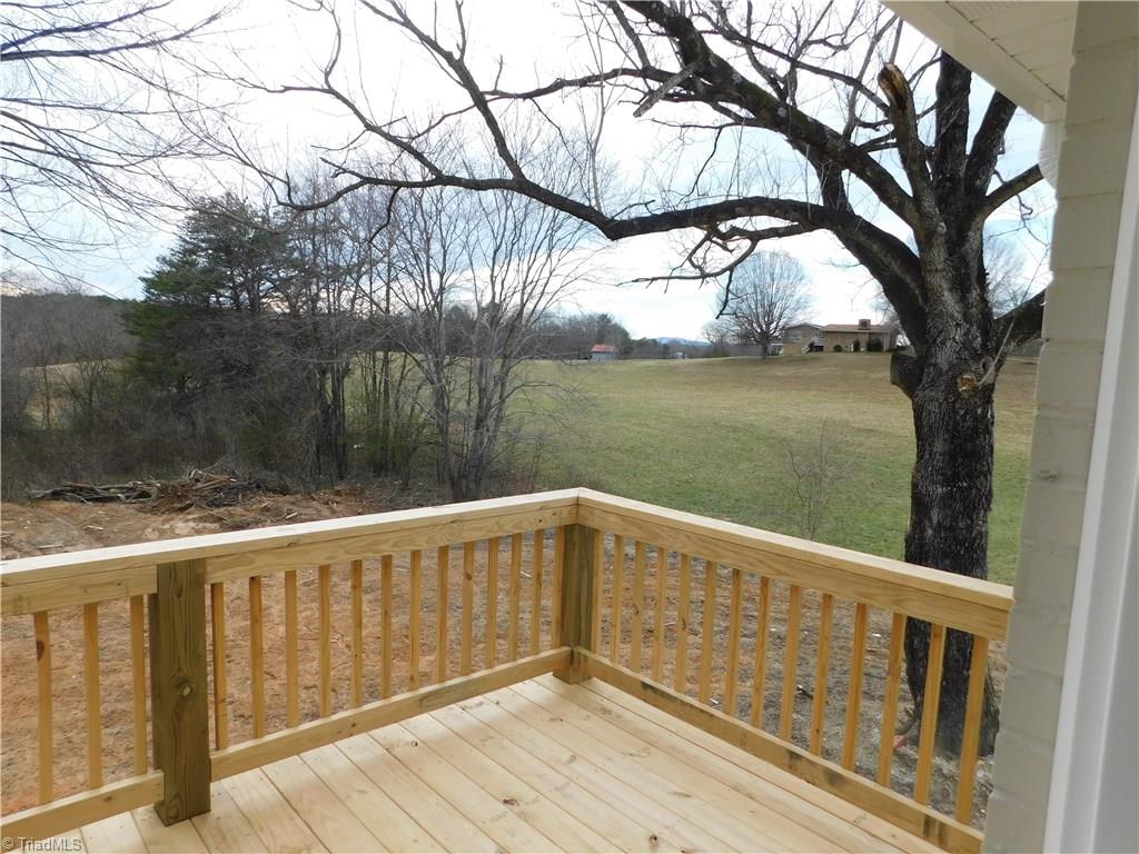 866 North Franklin Road Mount Airy, NC 27030 - Photo 11 of 17 Gallery Image 11