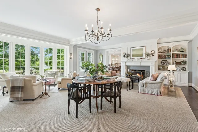 $6,499,000 | 34-w093 Army Trail Road, Wayne, IL 60184