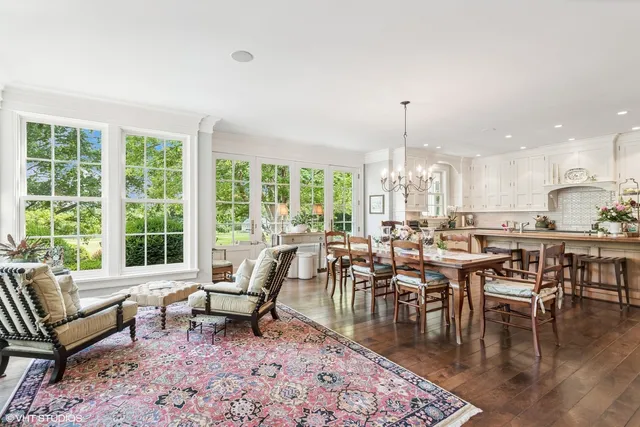 $6,499,000 | 34-w093 Army Trail Road, Wayne, IL 60184