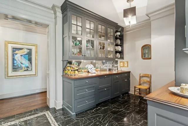 $6,499,000 | 34-w093 Army Trail Road, Wayne, IL 60184