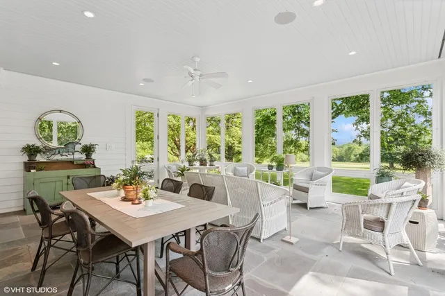 $6,499,000 | 34-w093 Army Trail Road, Wayne, IL 60184