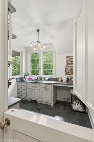 $6,499,000 | 34-w093 Army Trail Road, Wayne, IL 60184