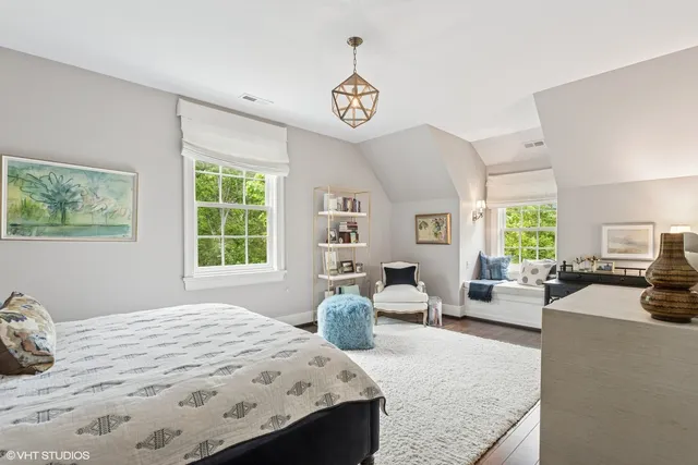 $6,499,000 | 34-w093 Army Trail Road, Wayne, IL 60184