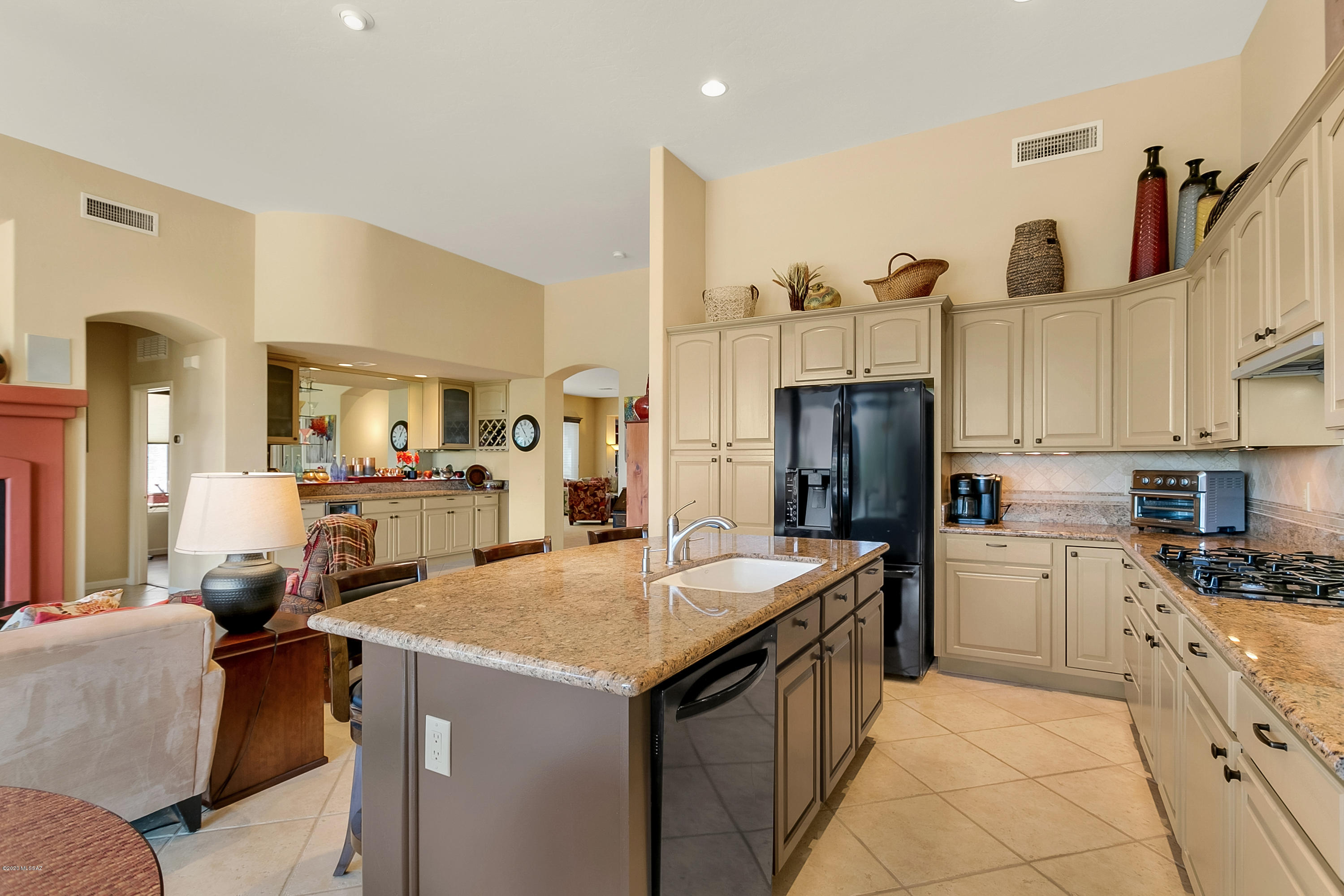 62677 East Rangewood Drive Saddlebrooke, AZ 85739 - Photo 13 of 47