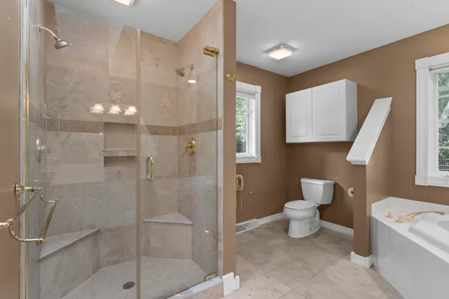 $839,900 | 1749 Hawthorne Heights Drive, De Pere, WI 54115