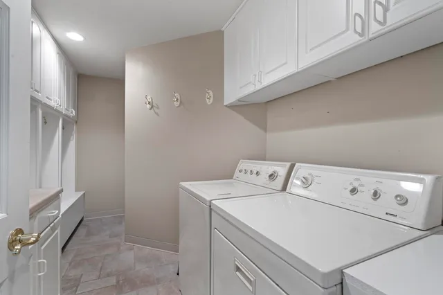 $839,900 | 1749 Hawthorne Heights Drive, De Pere, WI 54115