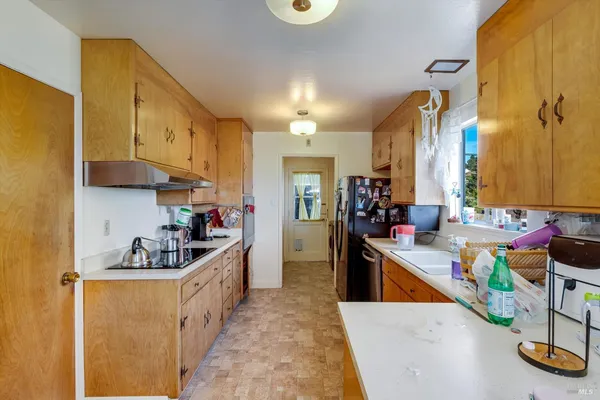 $799,900 | 370 West M Street, Benicia, CA 94510