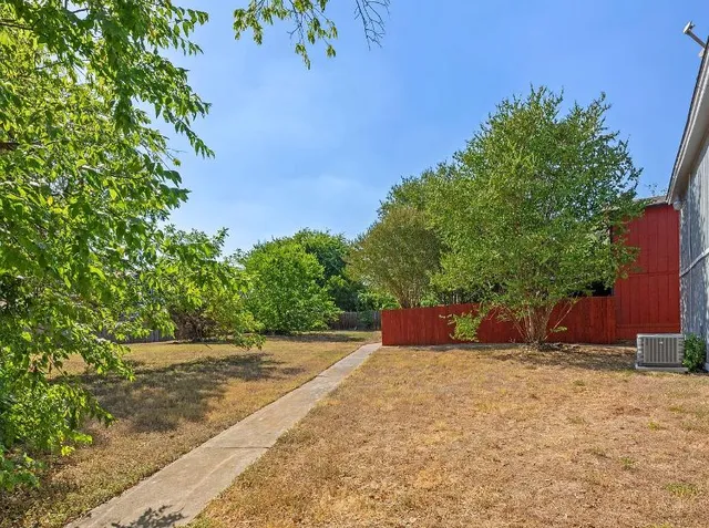 $1,650 | 4813 Yucca Hill Drive, Austin, TX 78744