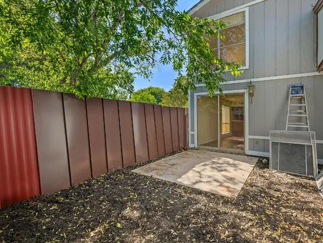 $1,650 | 4813 Yucca Hill Drive, Austin, TX 78744