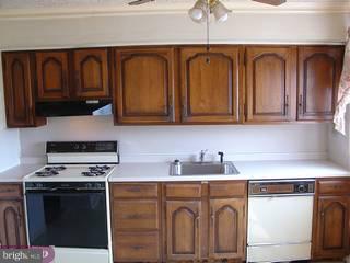 12173 Aster Road Philadelphia, PA 19154 - Photo 2 of 5