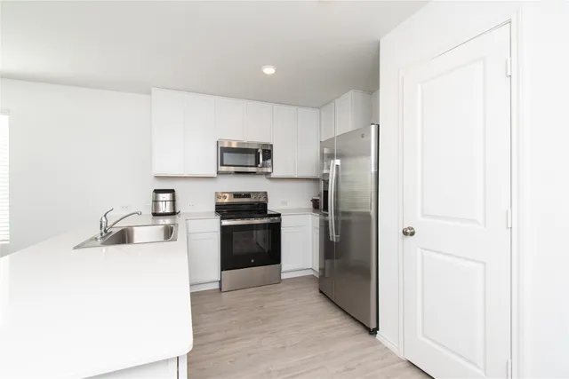 $227,900 | 539 Commander Abbott Drive, Jarrell, TX 76537