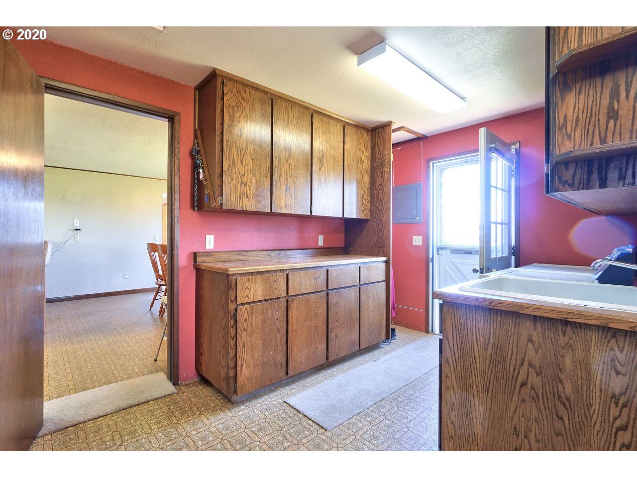 36520 Northwest Harrington Road Cornelius, OR 97113 - Photo 22 of 31 Gallery Image 22
