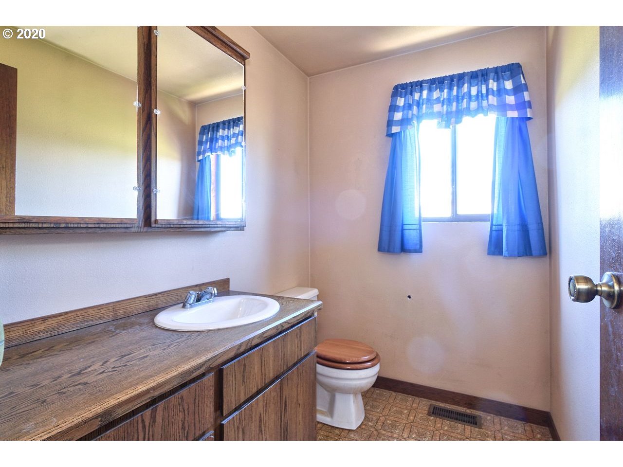 36520 Northwest Harrington Road Cornelius, OR 97113 - Photo 23 of 31 Gallery Image 23