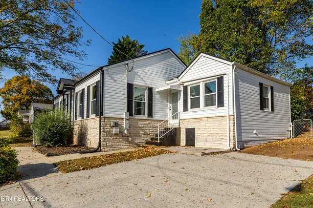 $369,000 | 1309 Everett Avenue, Maryville, TN 37804