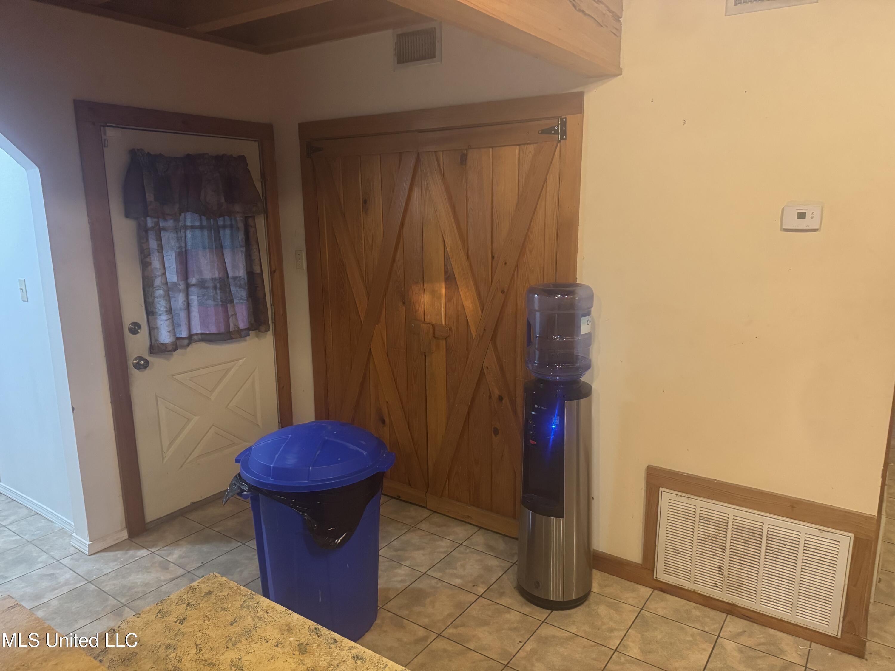 2067 Mccomb Hville Road McComb, MS 39648 - Photo 10 of 24 IMG_7226