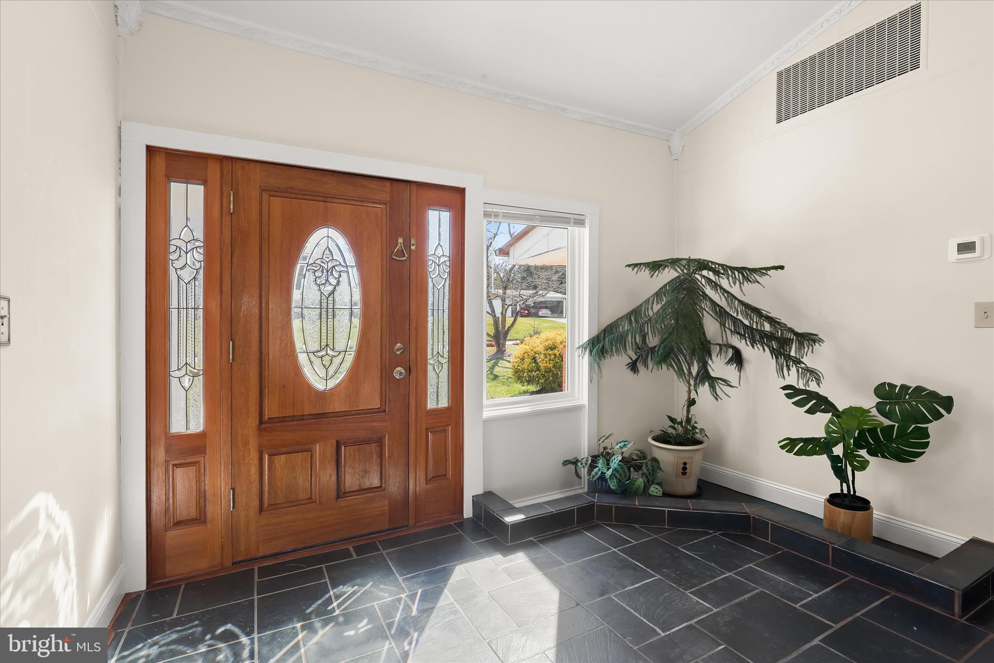 3410 Fielding Road Pikesville, MD 21208 - Photo 3 of 40 Foyer