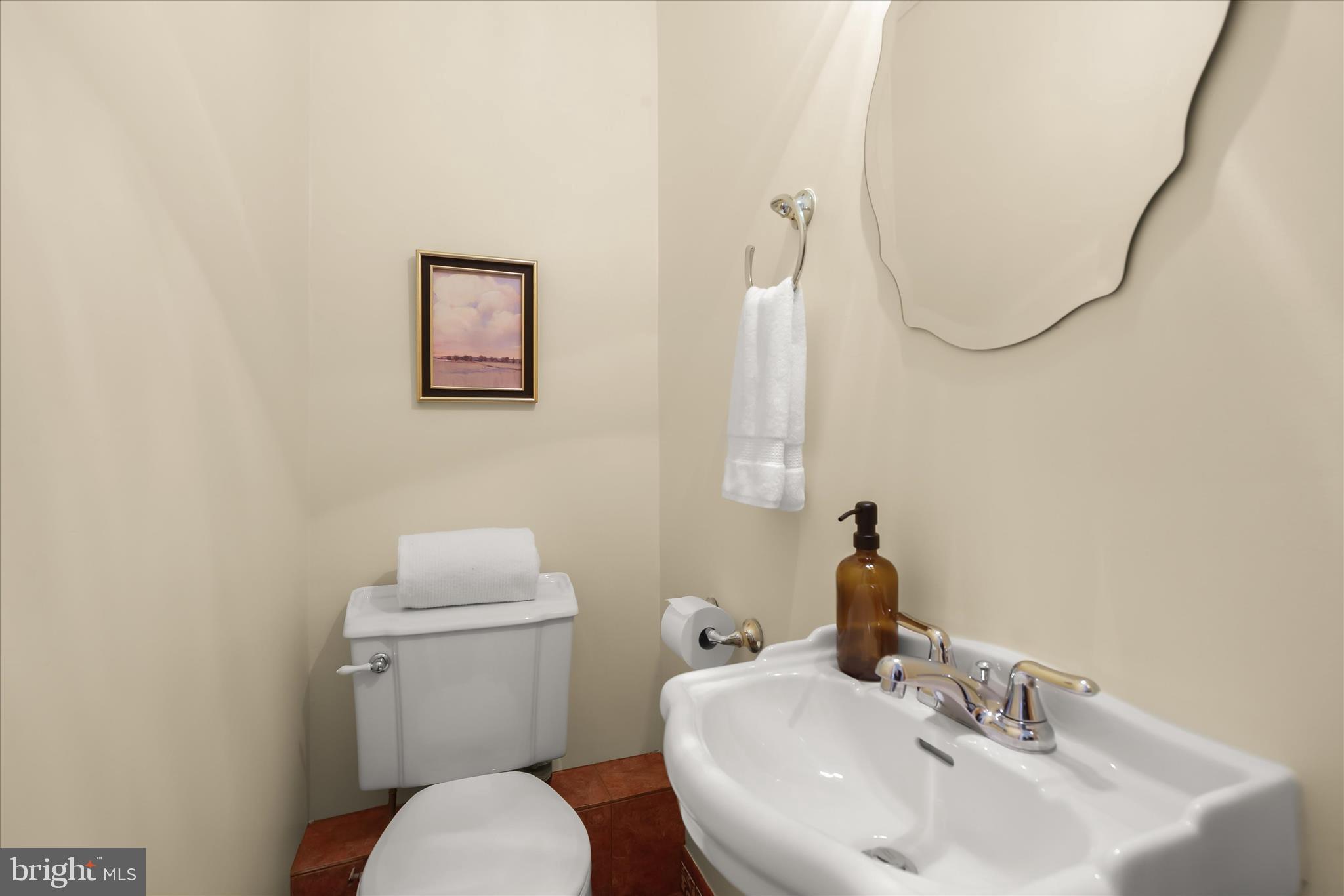 3410 Fielding Road Pikesville, MD 21208 - Photo 31 of 40 Half Bathroom