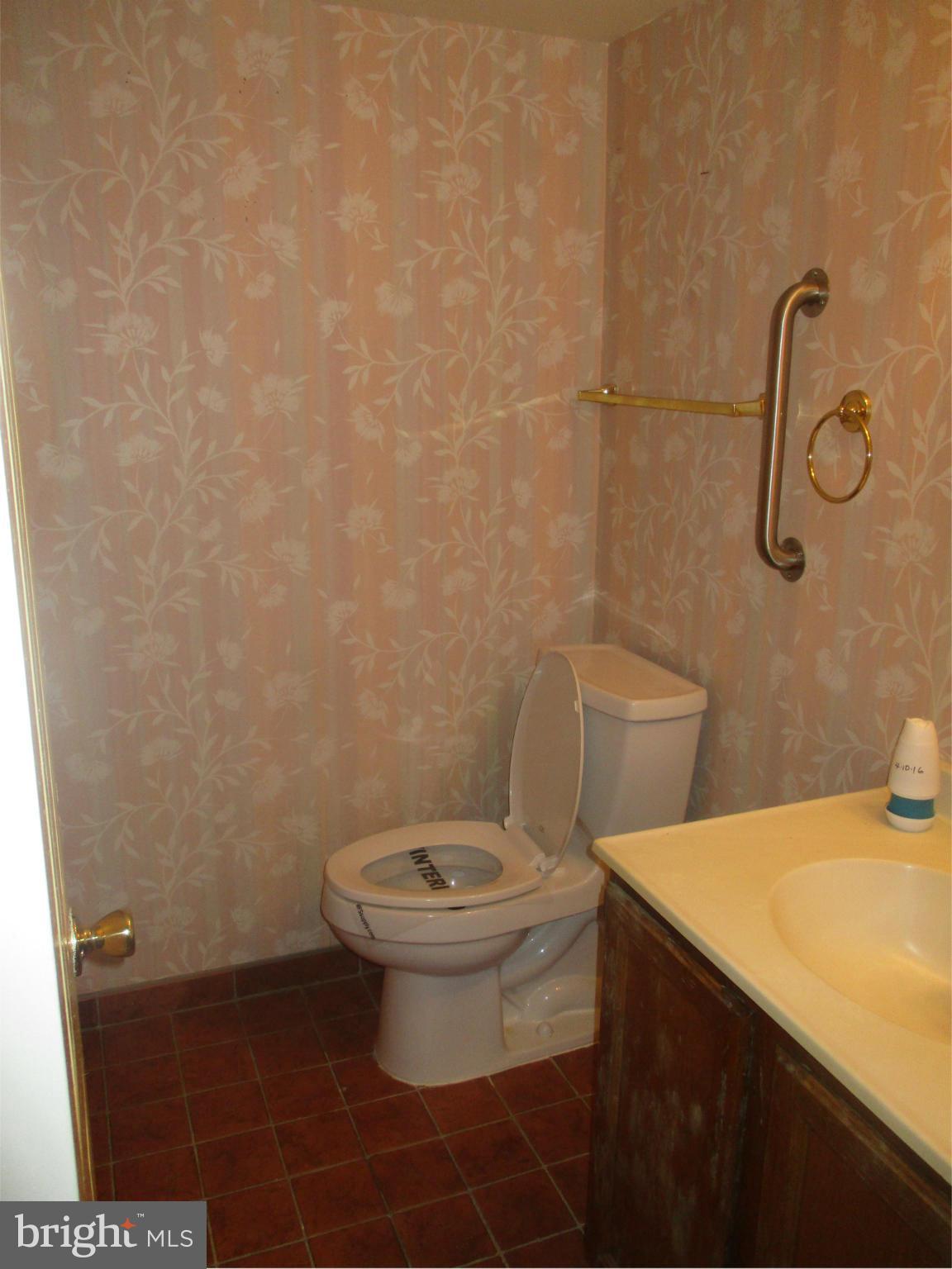 7029 Mayfair Road Laurel, MD 20707 - Photo 14 of 17 Bath