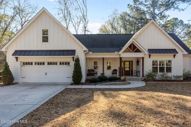 $795,000 | 4 Oakmont Drive, Pinehurst, NC 28374