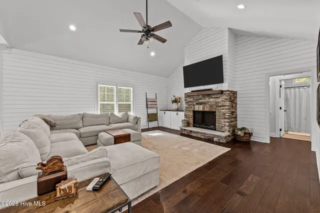 $795,000 | 4 Oakmont Drive, Pinehurst, NC 28374