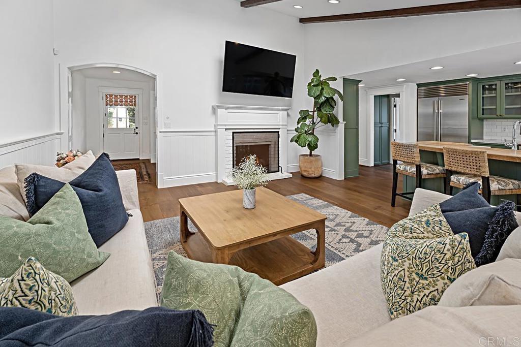 1490 Hymettus Avenue Encinitas, CA 92024 - Photo 13 of 43