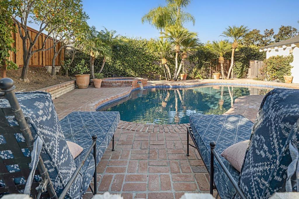 1490 Hymettus Avenue Encinitas, CA 92024 - Photo 35 of 43