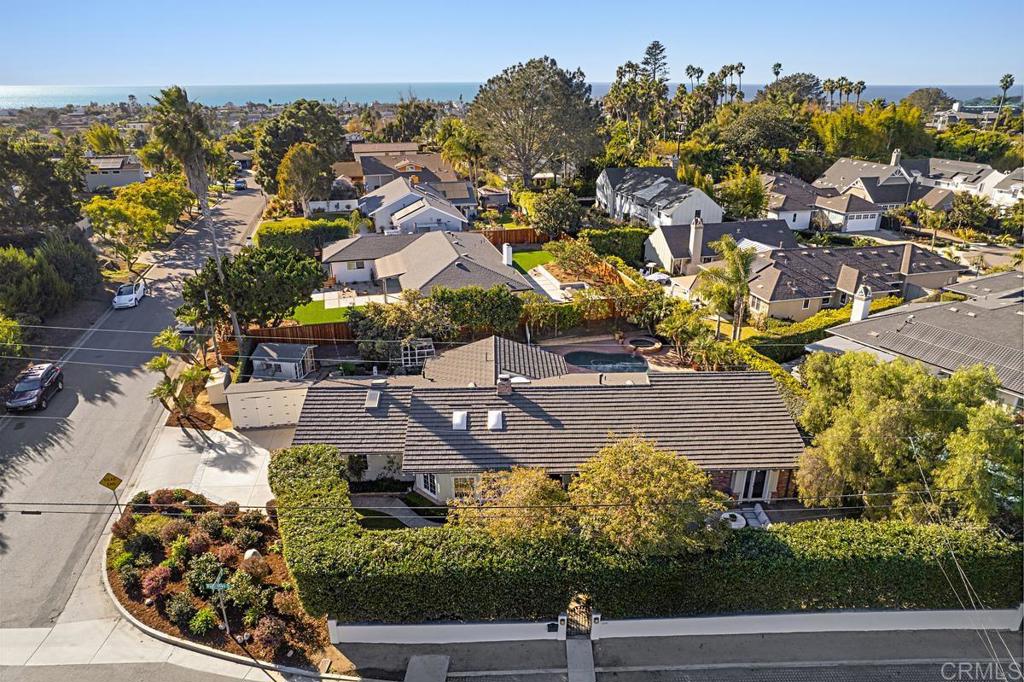 1490 Hymettus Avenue Encinitas, CA 92024 - Photo 38 of 43