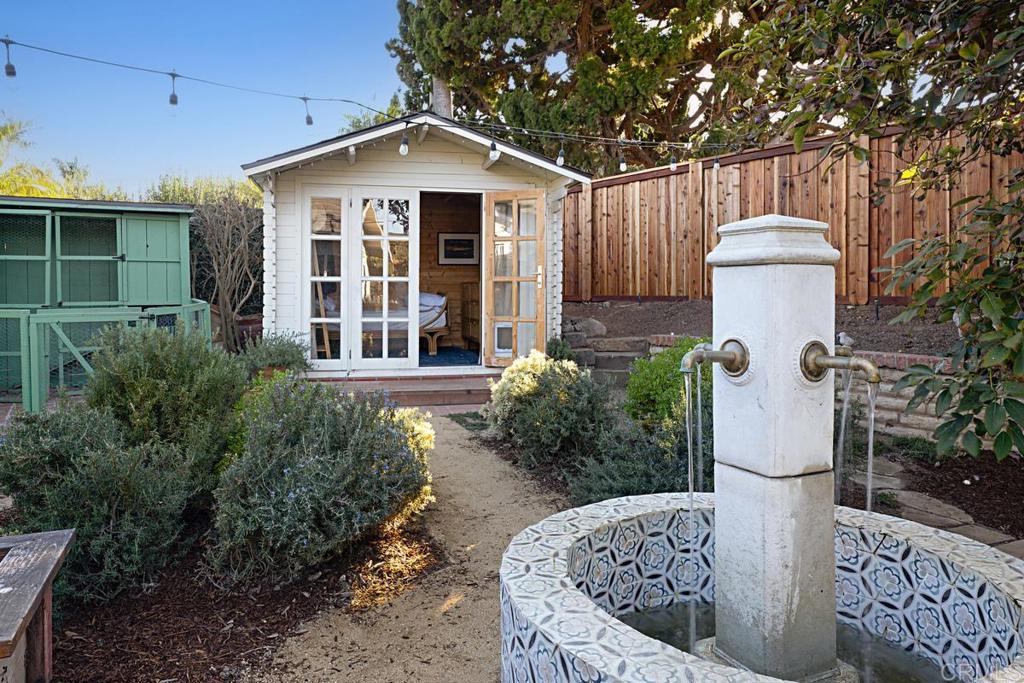 1490 Hymettus Avenue Encinitas, CA 92024 - Photo 4 of 43