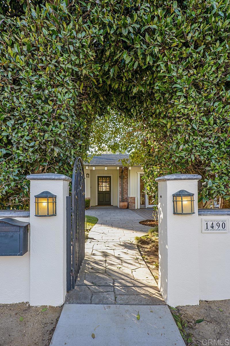 1490 Hymettus Avenue Encinitas, CA 92024 - Photo 7 of 43