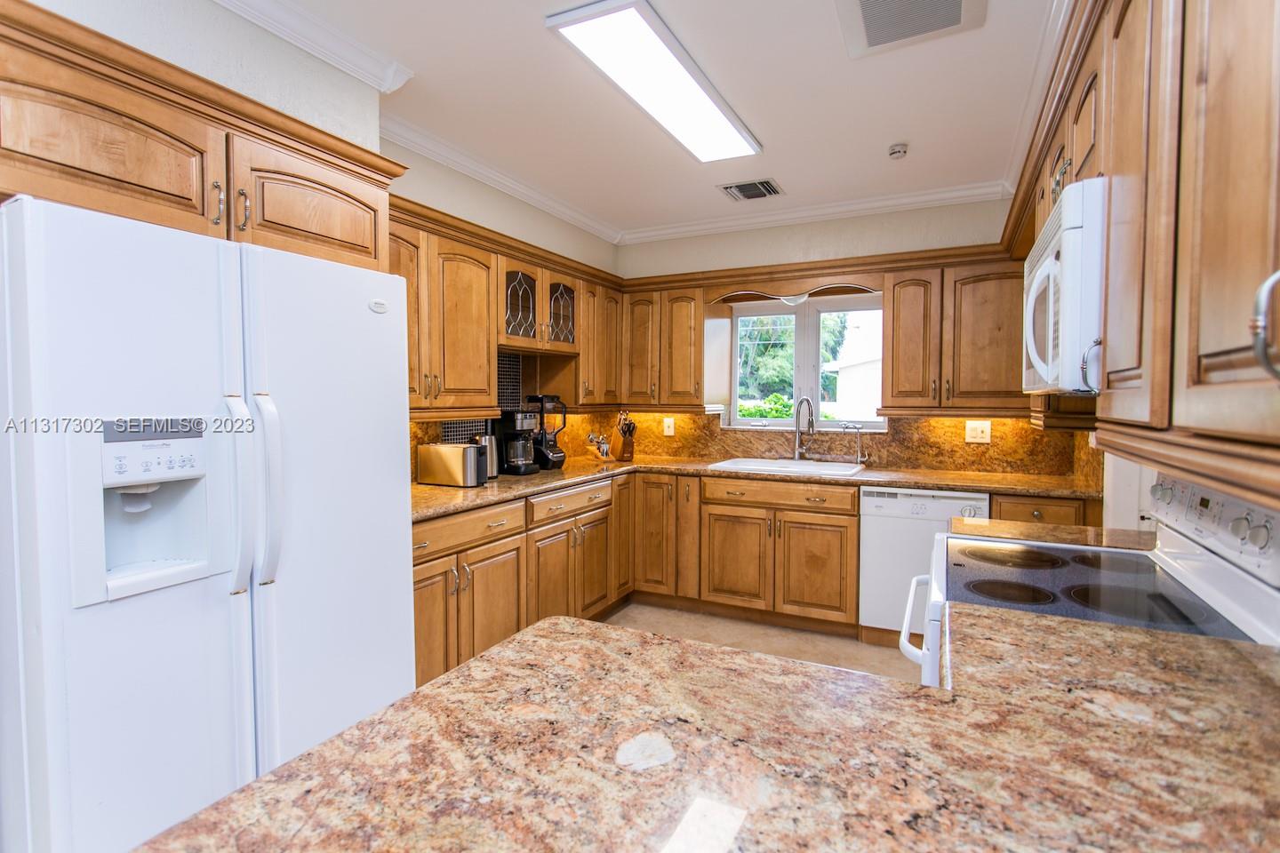 714 Harrison Street Hollywood, FL 33019 - Photo 13 of 34