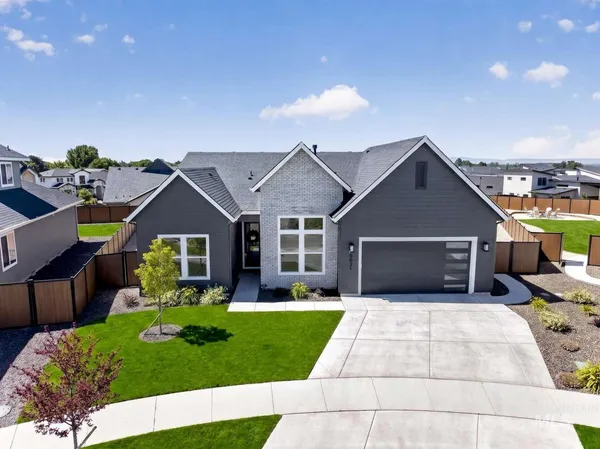 $824,500 | 9831 West Novato Street, Star, ID 83669