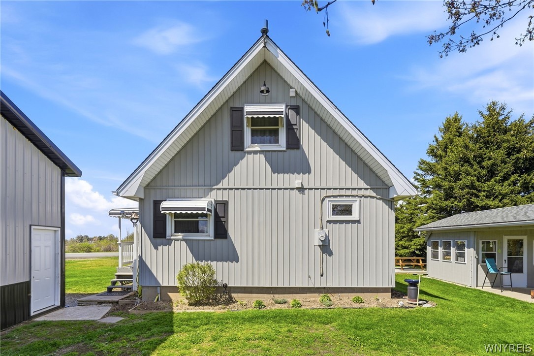 8398 Lower Lake Road Somerset, NY 14012 - Photo 4 of 50