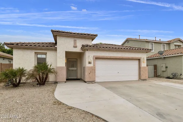 $380,000 | 39013 North Luke Lane, San Tan Valley, AZ 85140