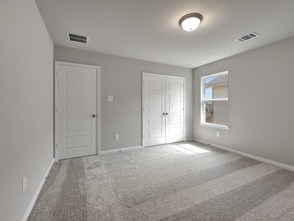 1669 Hopson Ranch Drive Conroe, TX 77301 - Photo 18 of 23 Photo is not of the actual home, but is an inspirational photo of builder’s model home and may depict options, furnishings, and/or decorator features that are not included