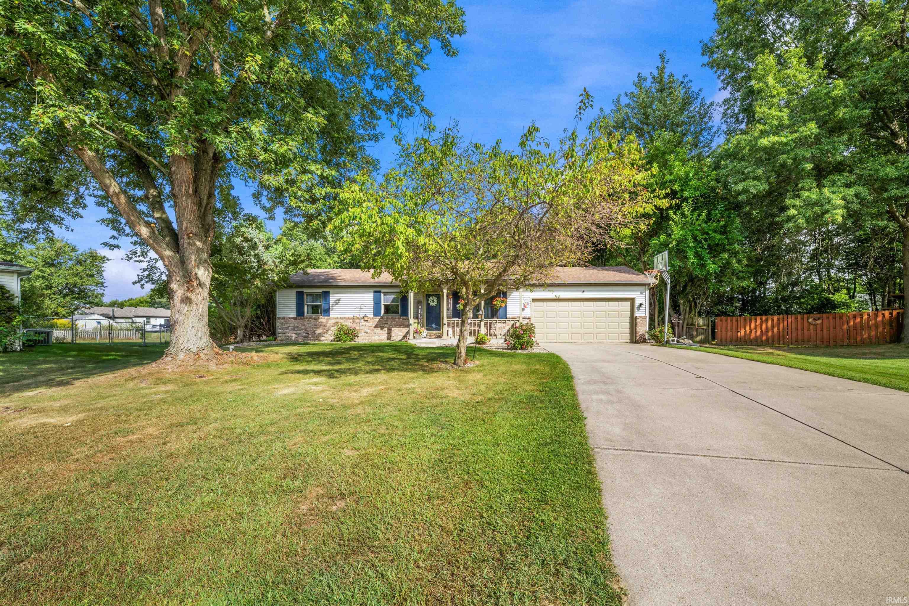 53261 Spring Court Granger, IN 46530 - Photo 2 of 50 Gallery Image 2