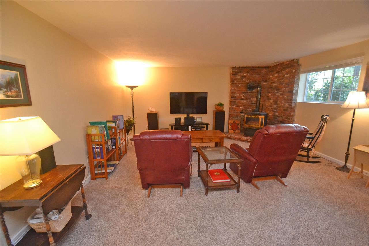 4709 East Lane Park Road Mead, WA 99021 - Photo 8 of 20