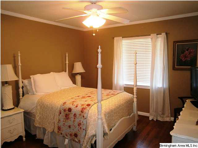 419 Devon Drive Birmingham, AL 35209 - Photo 6 of 17