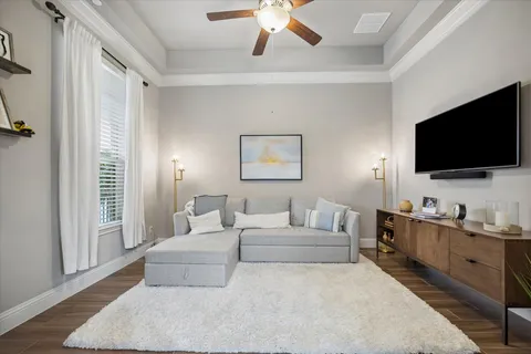 $479,000 | 530 Imperial Boulevard, Sugar Land, TX 77498
