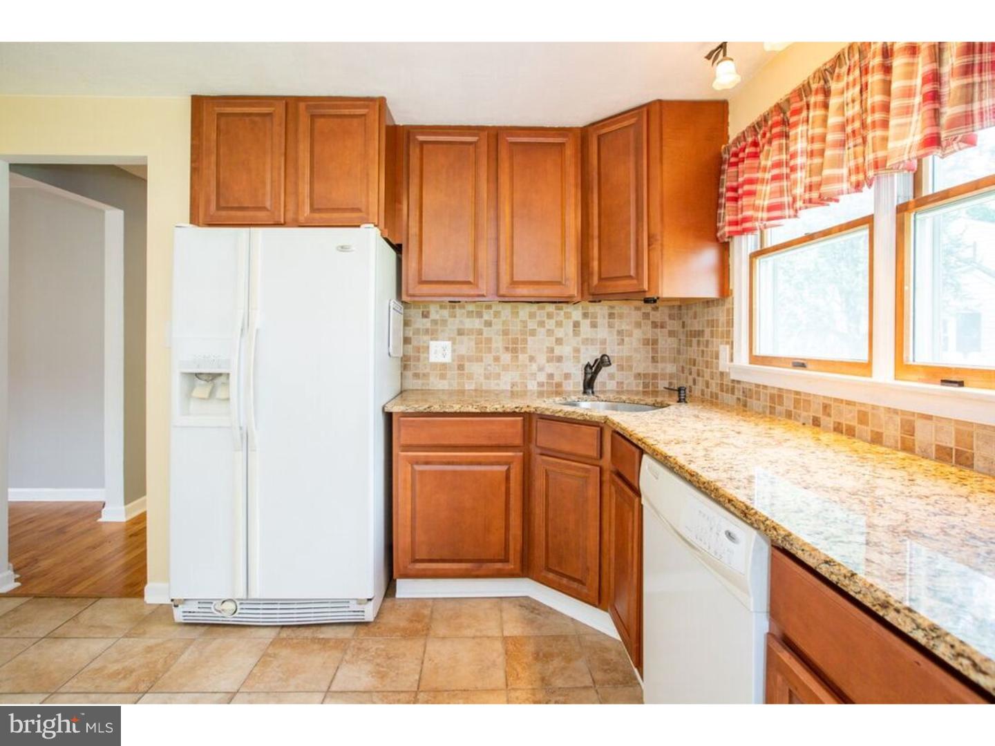 2 Alpha Road Hamilton, NJ 08610 - Photo 2 of 25