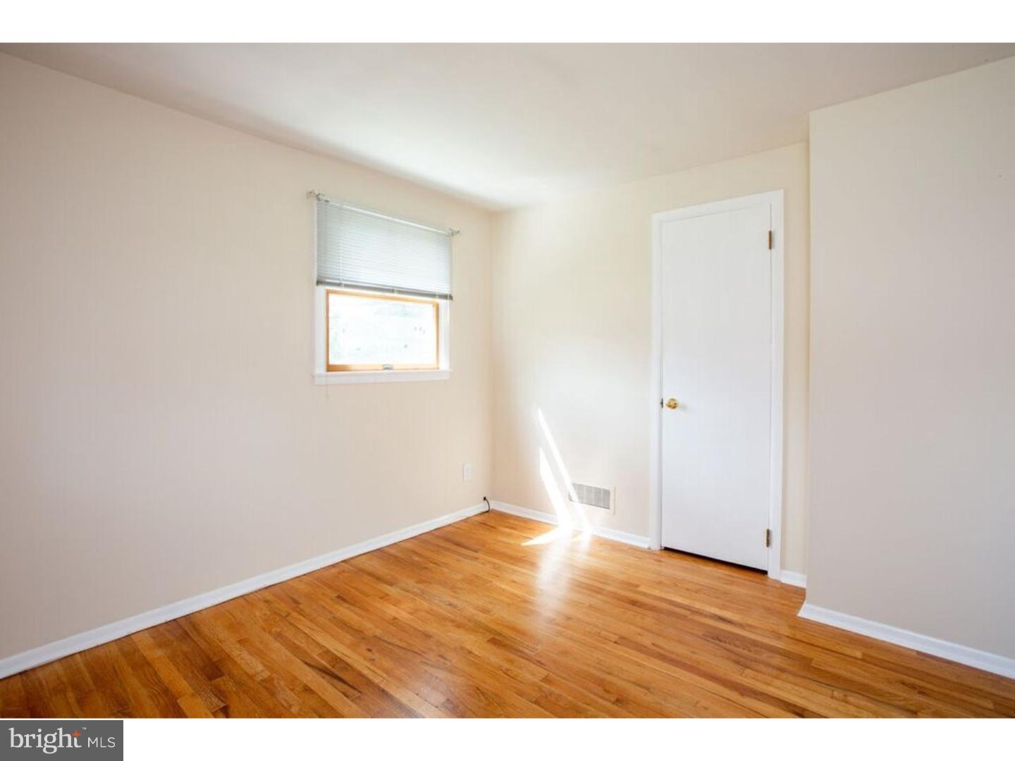 2 Alpha Road Hamilton, NJ 08610 - Photo 12 of 25