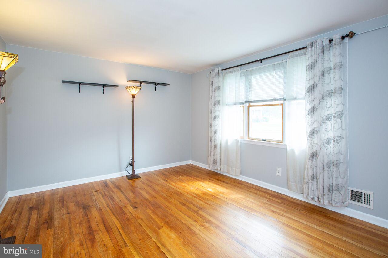 2 Alpha Road Hamilton, NJ 08610 - Photo 23 of 25