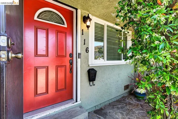$585,000 | 116 South 19th Street, Richmond, CA 94804