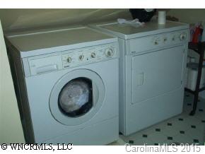 1625 Ammons Branch Road Marshall, NC 28753 - Photo 6 of 9 Gallery Image 6