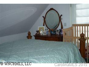 1625 Ammons Branch Road Marshall, NC 28753 - Photo 7 of 9 Gallery Image 7