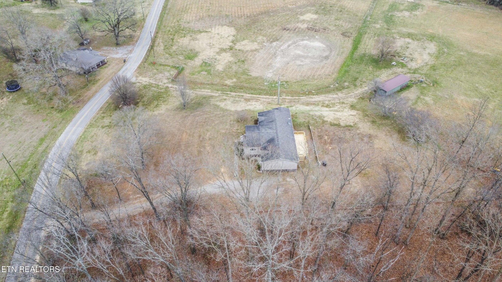 18200 Sunnyside Road Philadelphia, TN 37846 - Photo 4 of 43 Gallery Image 4