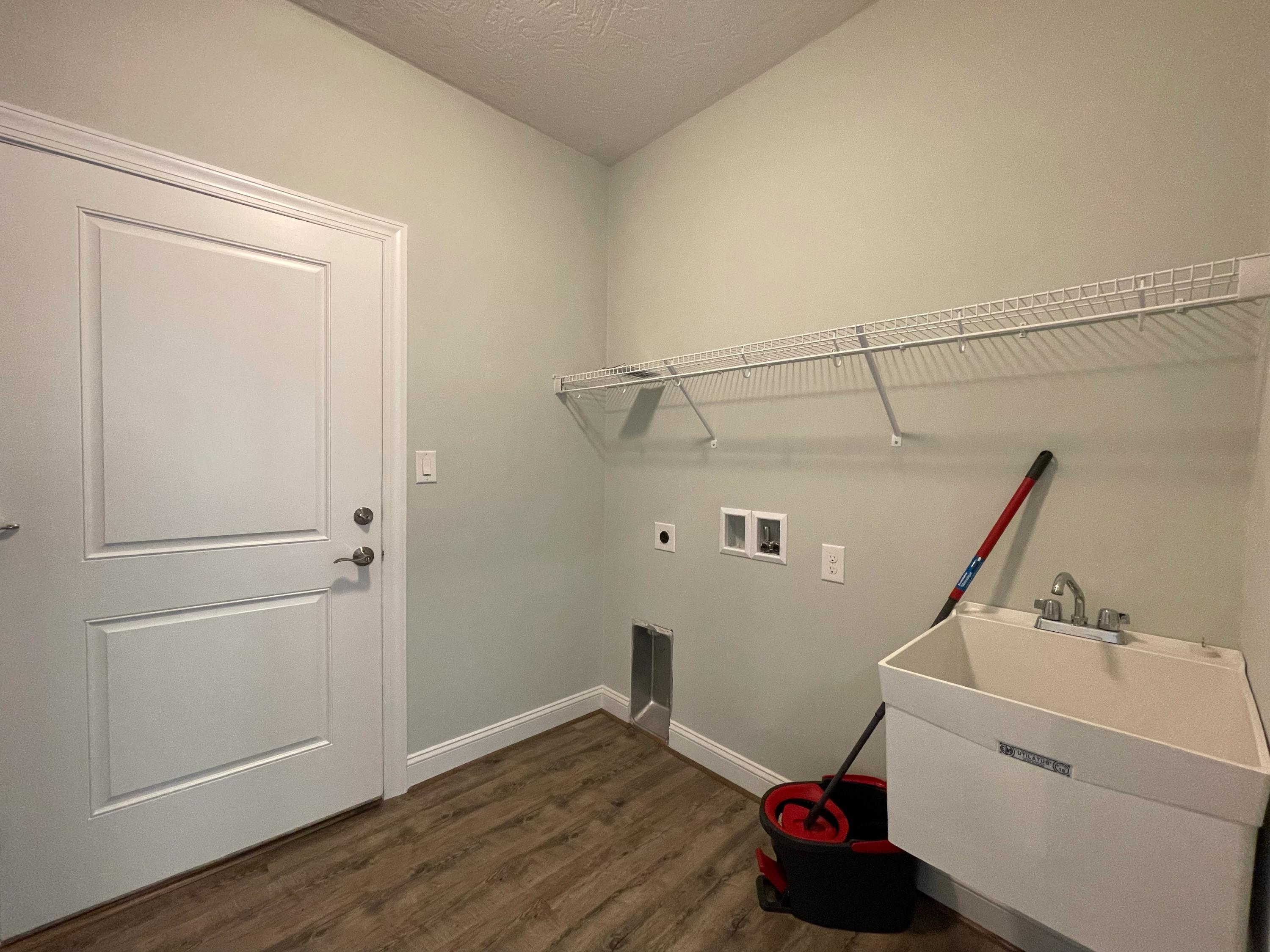 1675 Mountain View Road Vinton, VA 24179 - Photo 13 of 31 a bathroom with a sink and vanity