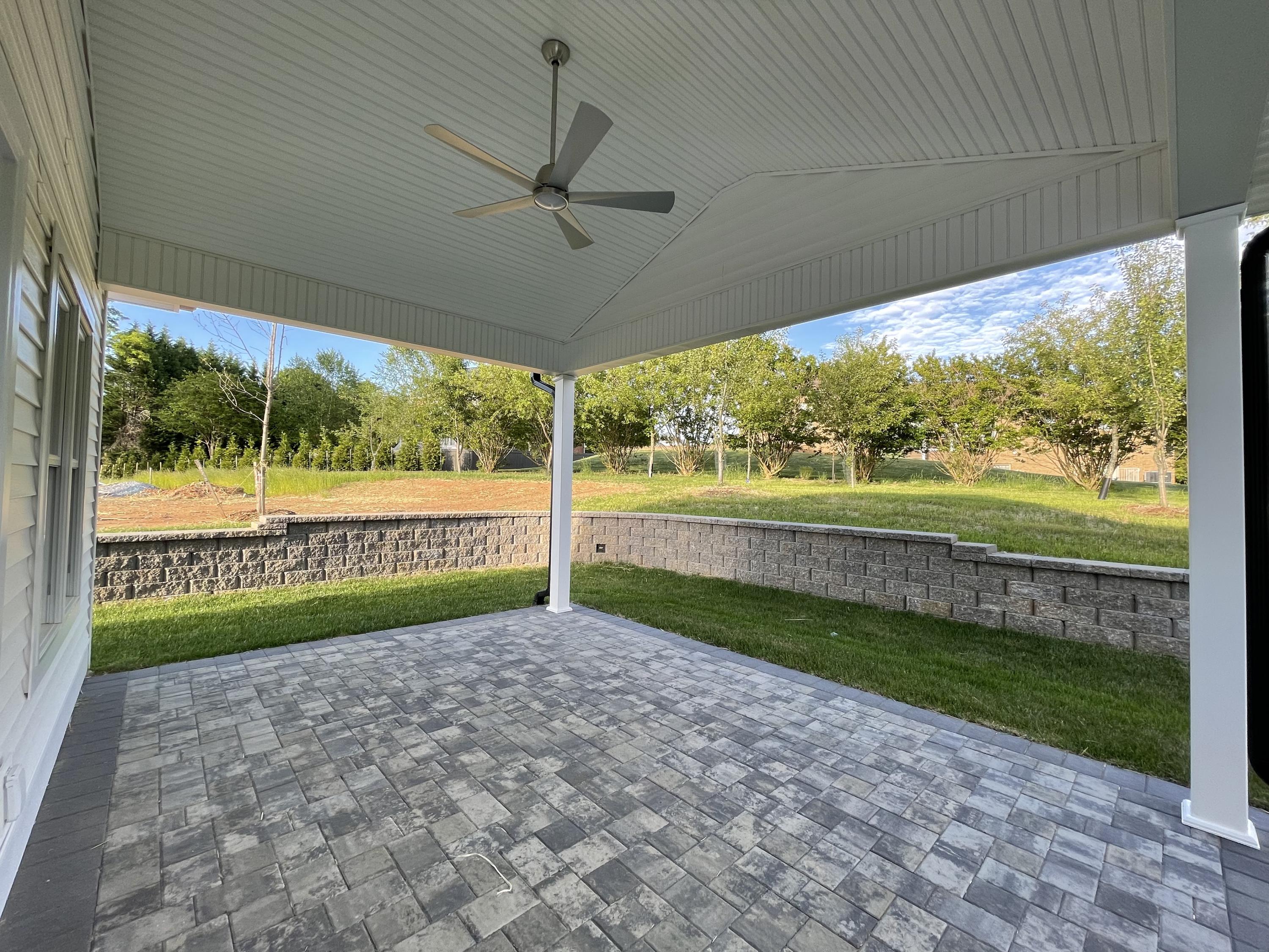 1675 Mountain View Road Vinton, VA 24179 - Photo 25 of 31 a view of a porch and garden