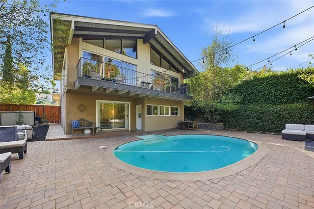 $1,499,900 | 4805 East Colorado Street, Long Beach, CA 90814