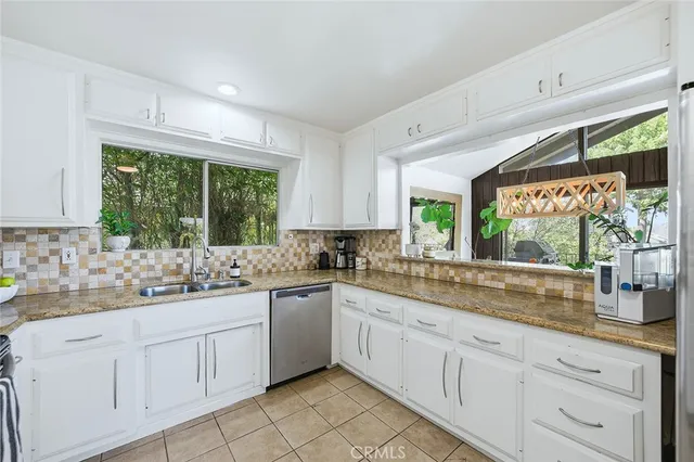 $1,499,900 | 4805 East Colorado Street, Long Beach, CA 90814